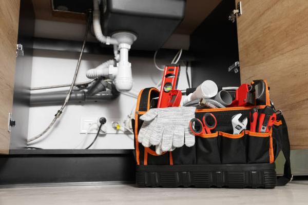 The Role of a Plumber in Home Renovations