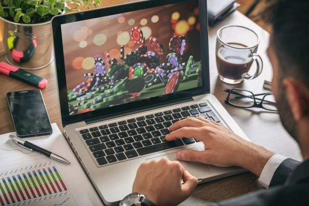 Top Strategies for poker online Success