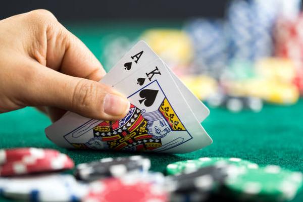 Expert Tips for Choosing 카지노 안전 사이트 Online