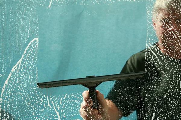 Get Crystal Clear Windows With Orem Cleaning Professionals