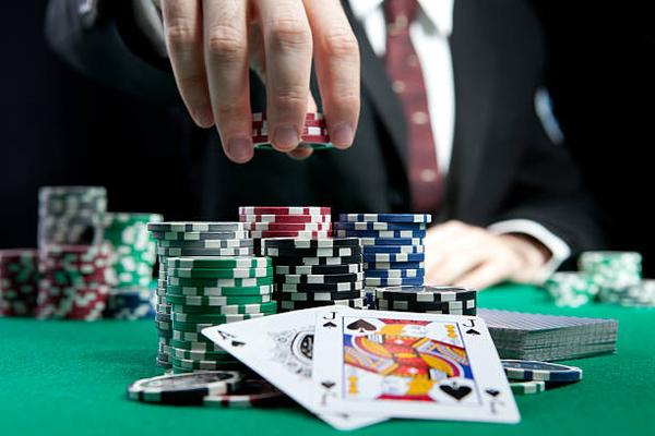 Comparing English Language Support: A Online Casinos in UAE Research Guide